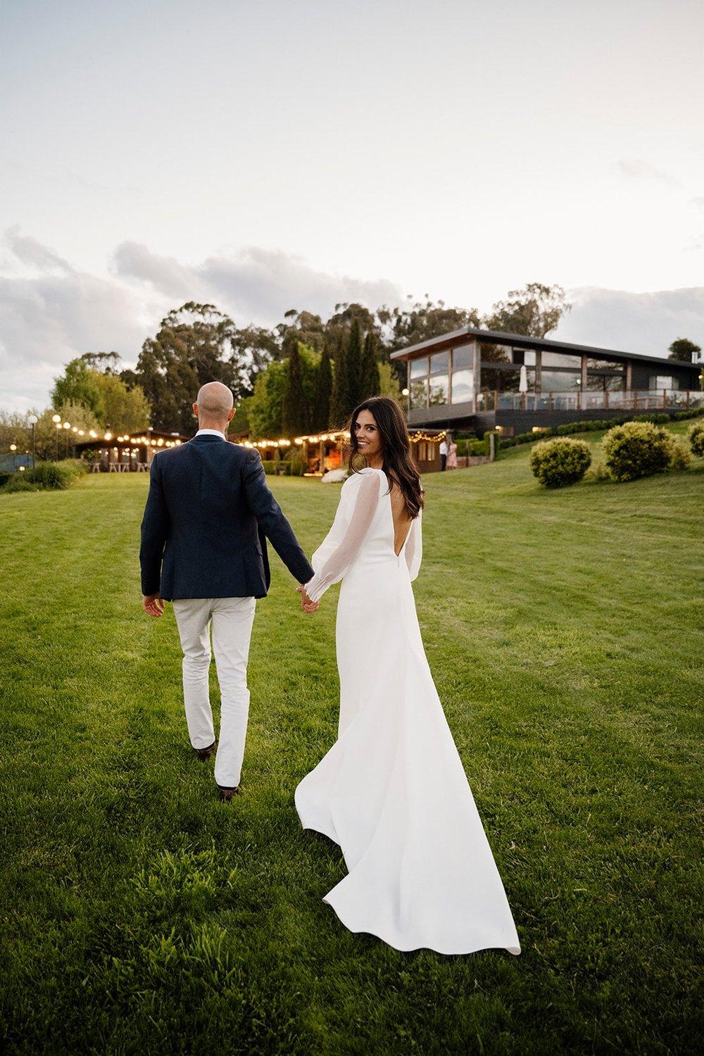 carousel-hero-element image-3