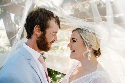 mobile - carousel-hero-element image-3