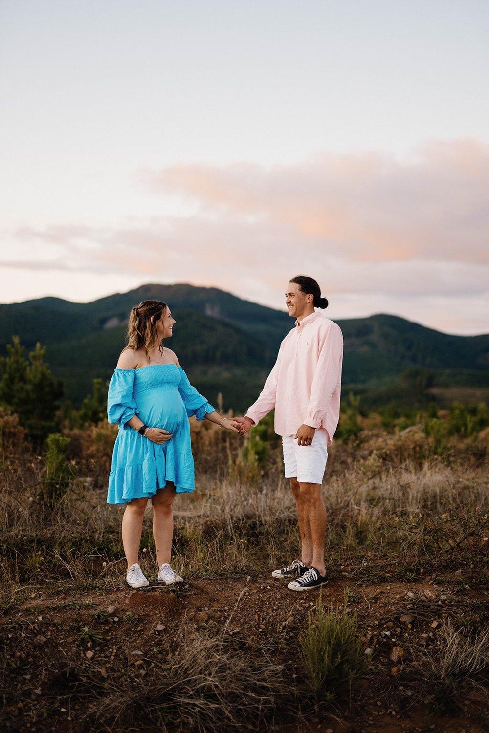 carousel-hero-element image-12