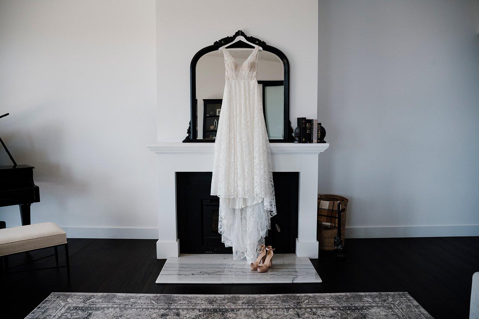 carousel-hero-element image-4